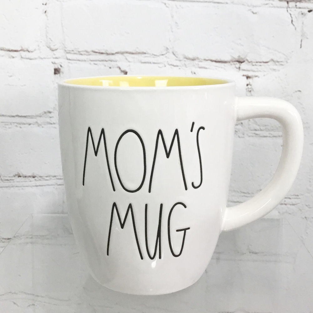 🚨FLASH SALE🚨Rae Dunn “MOM’S MUG” coffee mug